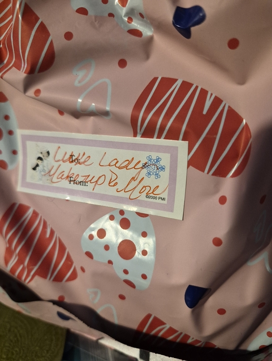 NWT 📦 10 PIECE MYSTERY BUNDLE! 📦 What's In The Box? 🩷 BUY IT & FIND OUT! 😍 - Picture 9 of 10